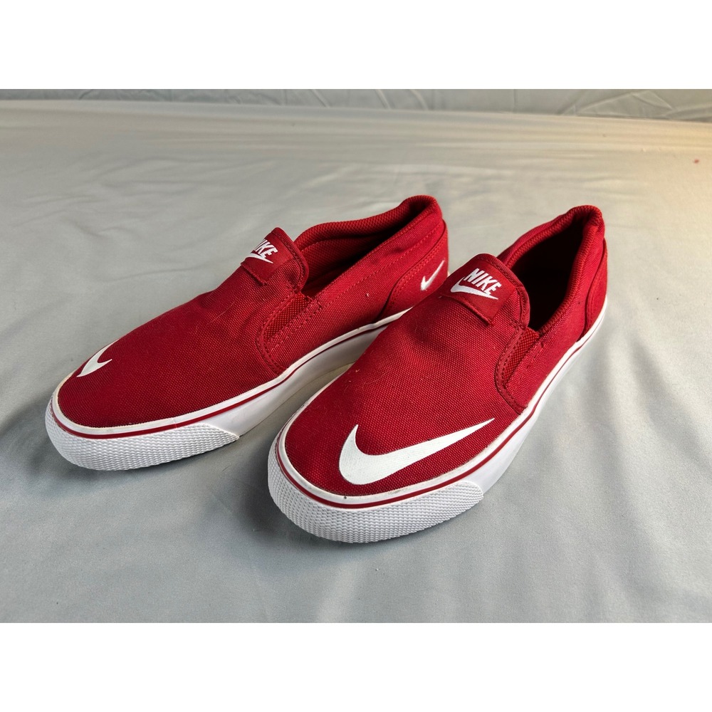 Nike Court Royale AC Slip On Red Canvas Sneakers 719739-600 Mens 4.5 Womens 6Y - Picture 2 of 5